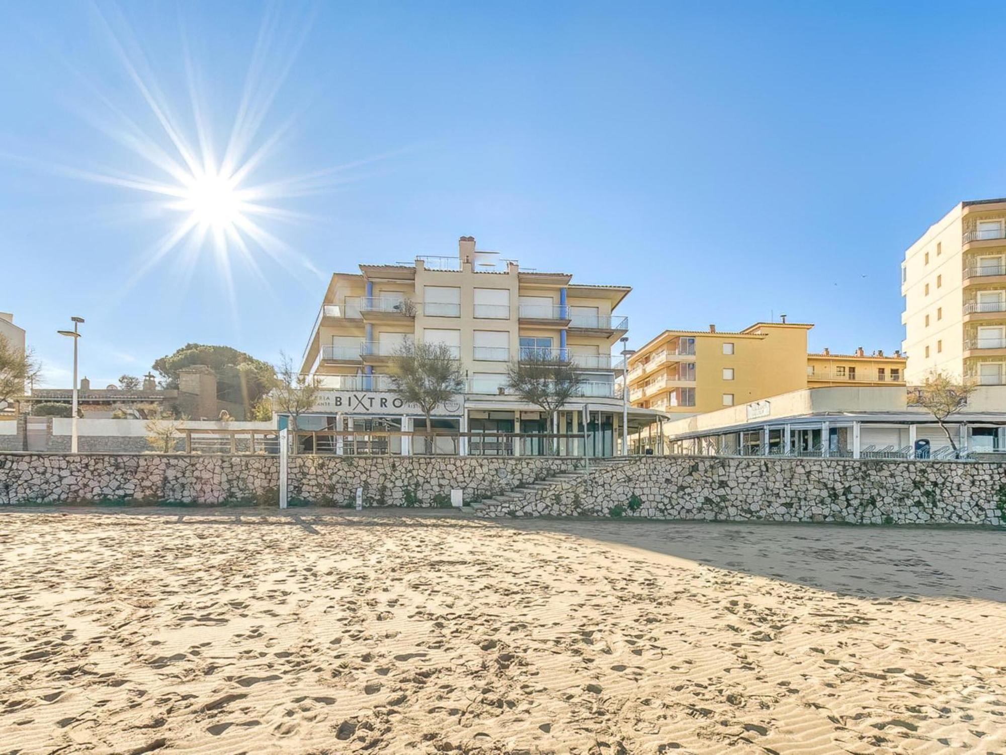 Apto. Vista Mar - Wifi, Piscina, Parking, 1ª Linea De La Playa. - Es-89-130 Torroella de Montgrí Exterior foto